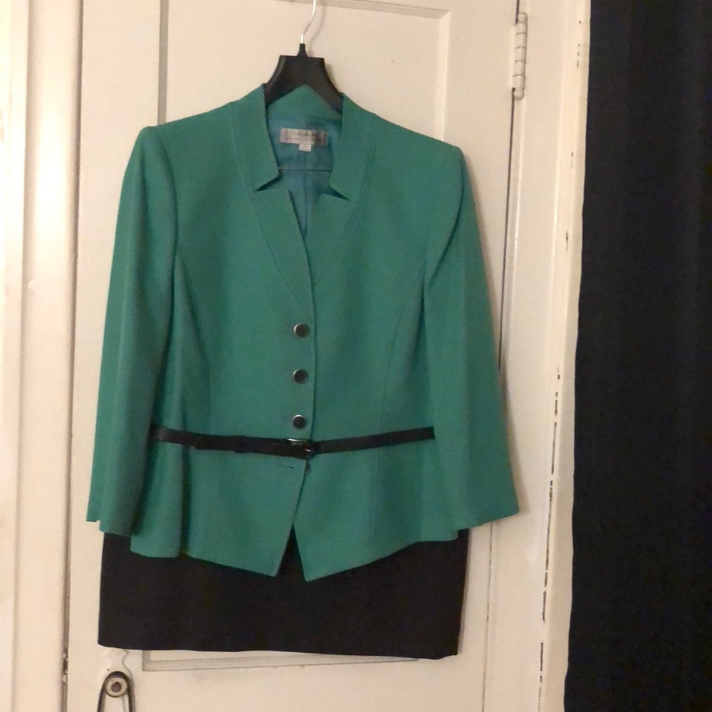 Suit